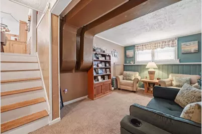 305 Plymouth St, Middleborough, MA 02346 - Photo 33