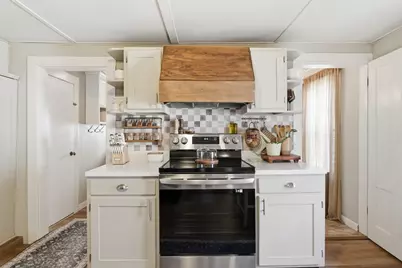 53 Chestnut St, Ware, MA 01082 - Photo 11