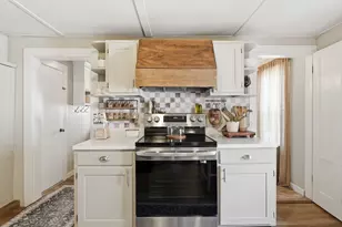 53 Chestnut St, Ware, MA 01082 - Photo 11