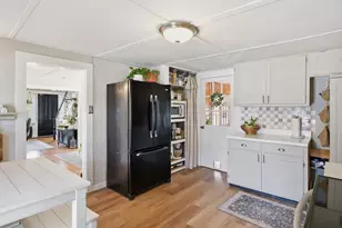 53 Chestnut St, Ware, MA 01082 - Photo 9