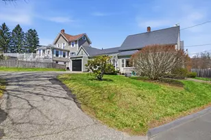 53 Chestnut St, Ware, MA 01082 - Photo 5