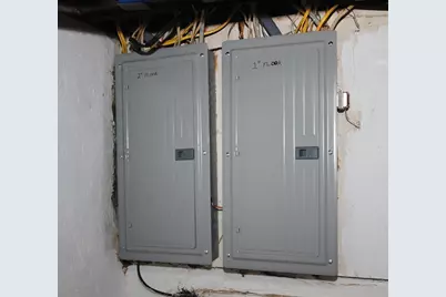 72 Hall St, Springfield, MA 01108 - Photo 37