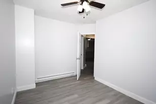 72 Hall St, Springfield, MA 01108 - Photo 27