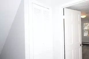 72 Hall St, Springfield, MA 01108 - Photo 35