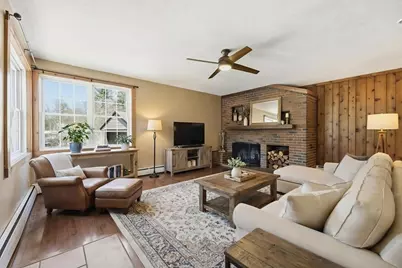 25 Sunset Ave, South Hadley, MA 01075 - Photo 3