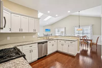 117 Rogerson Xing #117, Uxbridge, MA 01569 - Photo 3