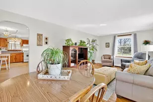 101 Ray St, Ludlow, MA 01056 - Photo 17