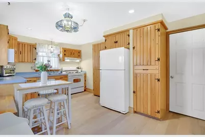 101 Ray St, Ludlow, MA 01056 - Photo 11