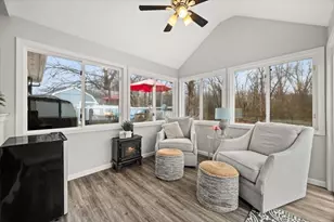 27 Hogg Memorial Dr, Whitman, MA 02382 - Photo 31