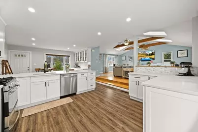 27 Hogg Memorial Dr, Whitman, MA 02382 - Photo 21