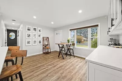 27 Hogg Memorial Dr, Whitman, MA 02382 - Photo 11