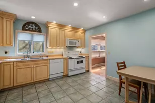 243 Central St, Avon, MA 02322 - Photo 11