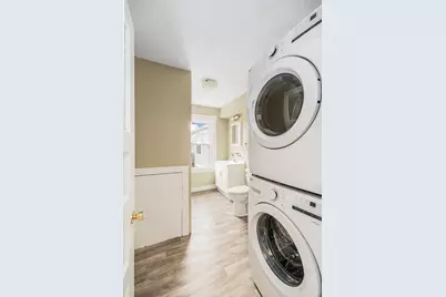 21 Thorndike #2, Beverly, MA 01915 - Photo 15