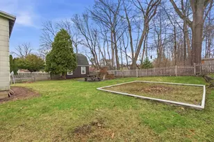 513 Maple St, Danvers, MA 01923 - Photo 27