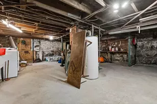 513 Maple St, Danvers, MA 01923 - Photo 25