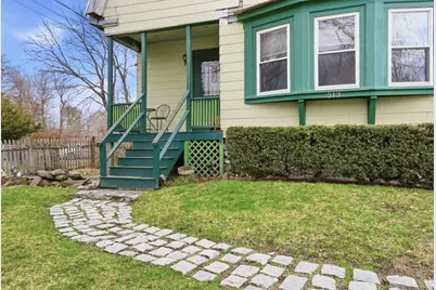 513 Maple St, Danvers, MA 01923 - Photo 3