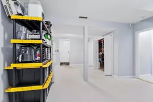 23 Hazel St, Haverhill, MA 01832 - Photo 13