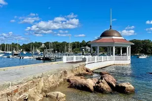 1 School St, Manchester by the Sea, MA 01944 - Photo 11