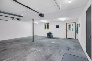 16 Shaggbark Dr, Southwick, MA 01077 - Photo 3