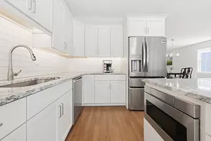 57 Thomas Mann Cir, Norfolk, MA 02056 - Photo 9