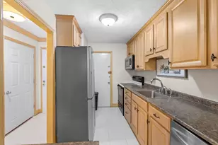 266 Albion St, Wakefield, MA 01880 - Photo 5