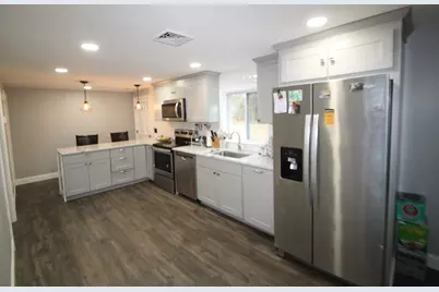 12 Santos Ct, Hanson, MA 02341 - Photo 5