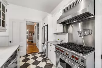 58 Summer St, Taunton, MA 02780 - Photo 13