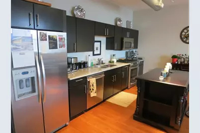 154 W 2nd St #220, Boston, MA 02127 - Photo 3