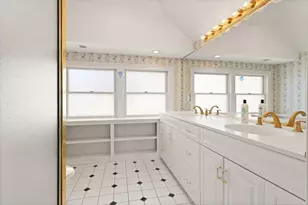 108 Winthrop St, Winthrop, MA 02152 - Photo 7