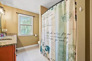 160 Apple Tree Ln, New Bedford, MA 02740 - Photo 17