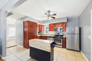 69 Newton St, New Bedford, MA 02740 - Photo 19