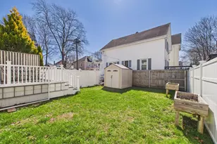 69 Newton St, New Bedford, MA 02740 - Photo 37
