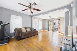 69 Newton St, New Bedford, MA 02740 - Photo 11