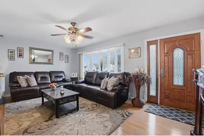 572 Bartlett Street, Acushnet, MA 02743 - Photo 3