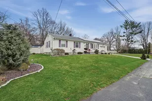 572 Bartlett St, Acushnet, MA 02743 - Photo 1