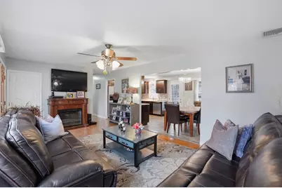 572 Bartlett Street, Acushnet, MA 02743 - Photo 5