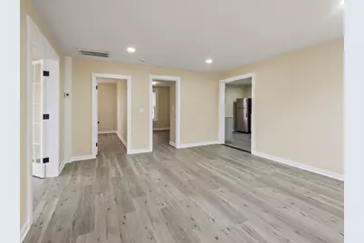 207 Hamilton St, Southbridge, MA 01550 - Photo 31