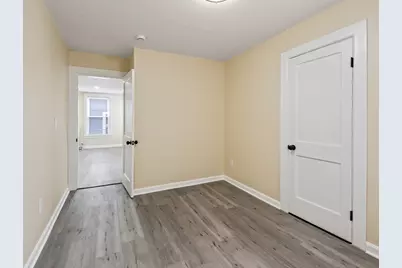 207 Hamilton St, Southbridge, MA 01550 - Photo 15