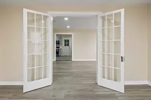 207 Hamilton St, Southbridge, MA 01550 - Photo 29