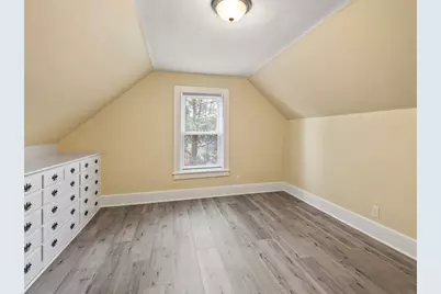 207 Hamilton St, Southbridge, MA 01550 - Photo 25