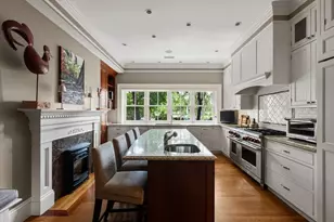 8 Otis Pl, Boston, MA 02108 - Photo 7