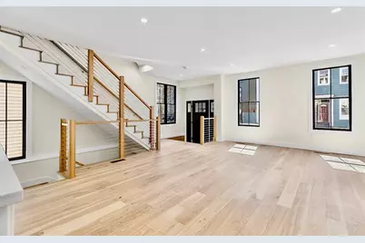 300 W 3rd St #300, Boston, MA 02127 - Photo 5