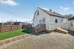 238 Squire Rd, Revere, MA 02151 - Photo 5