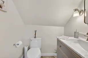 238 Squire Rd, Revere, MA 02151 - Photo 25