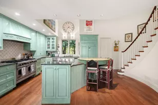 198 Clyde St, Brookline, MA 02467 - Photo 9