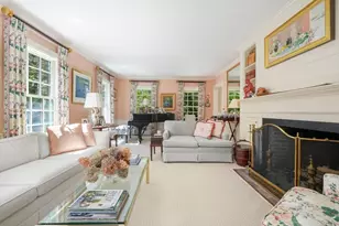 198 Clyde St, Brookline, MA 02467 - Photo 3