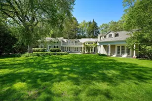198 Clyde St, Brookline, MA 02467 - Photo 27