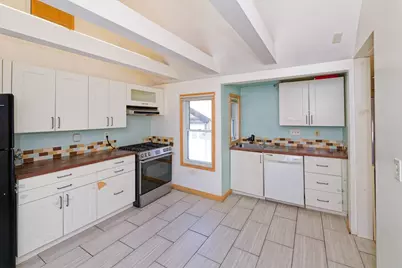 7 Cross St, Natick, MA 01760 - Photo 5