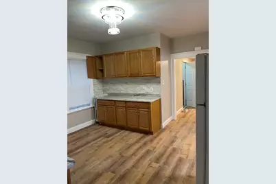 52 Houghton St #1, Worcester, MA 01604 - Photo 3