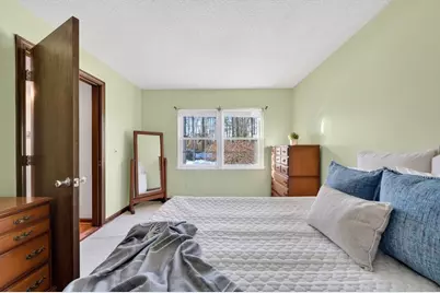 1940 Phillips Rd #15, New Bedford, MA 02745 - Photo 19